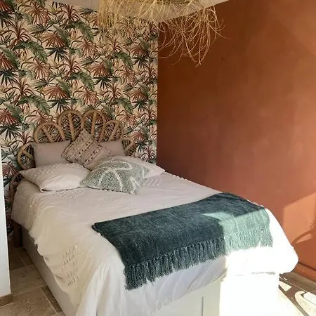 Design Et Moderne דירה