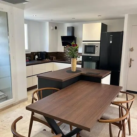 Design Et Moderne דירה